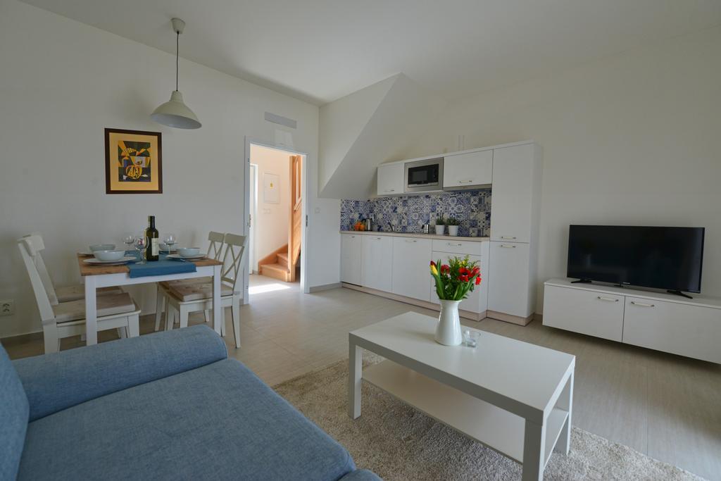 Apartmany Dolni Dunajovice Exterior photo
